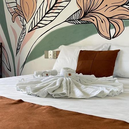 Hotel Brisa Dos Abrolhos Alcobaça Kültér fotó