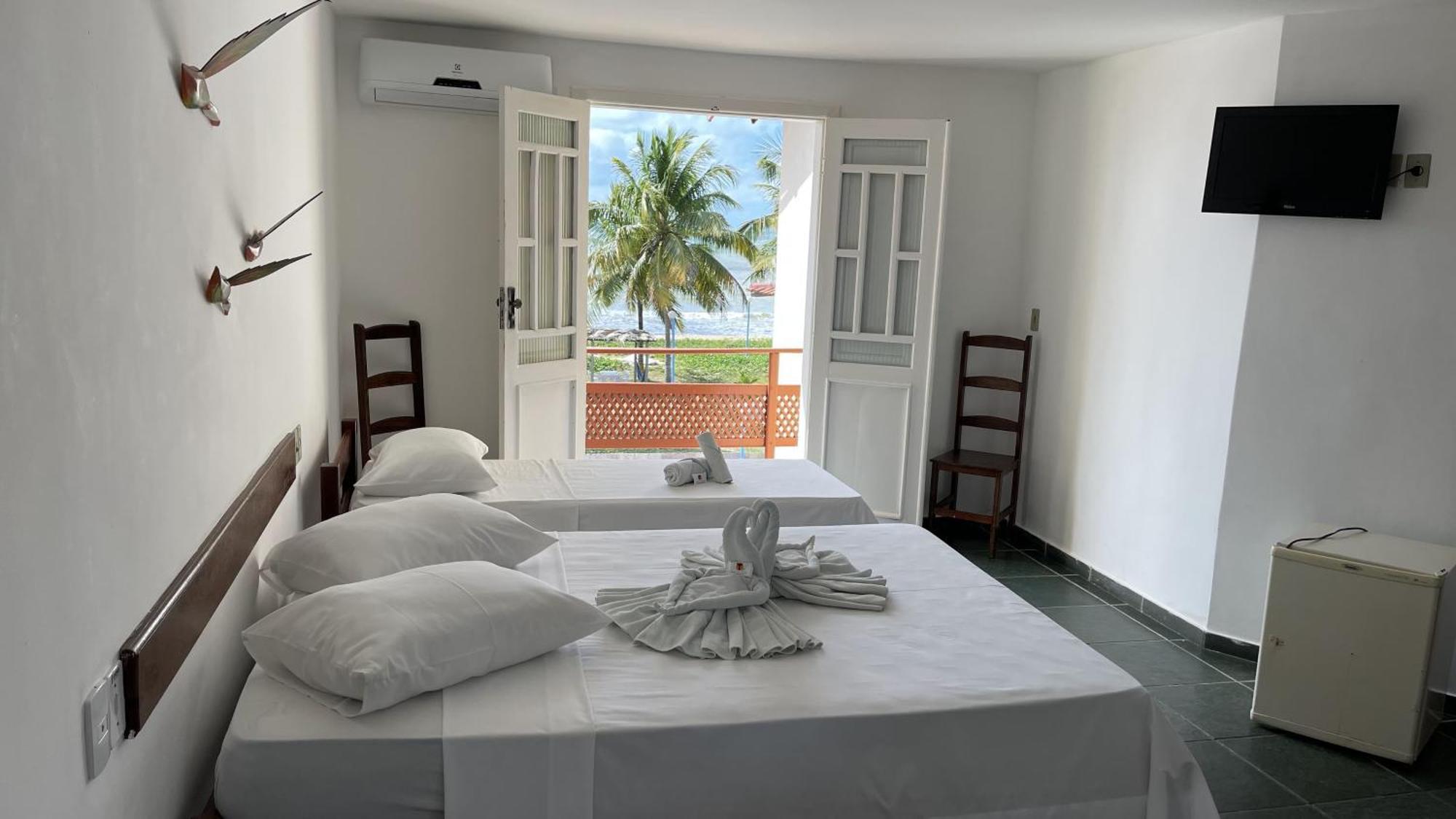 Hotel Brisa Dos Abrolhos Alcobaça Kültér fotó