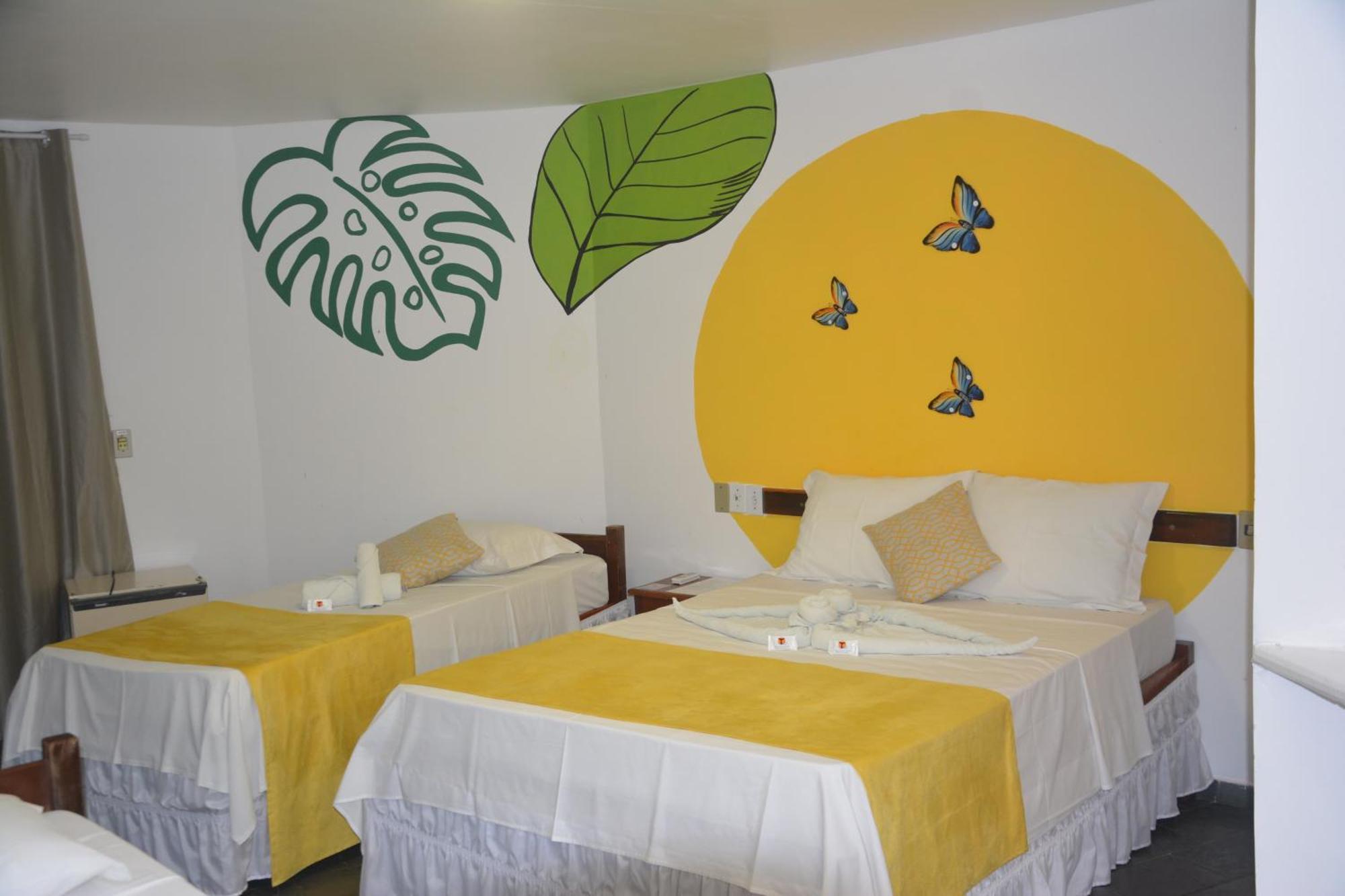 Hotel Brisa Dos Abrolhos Alcobaça Kültér fotó